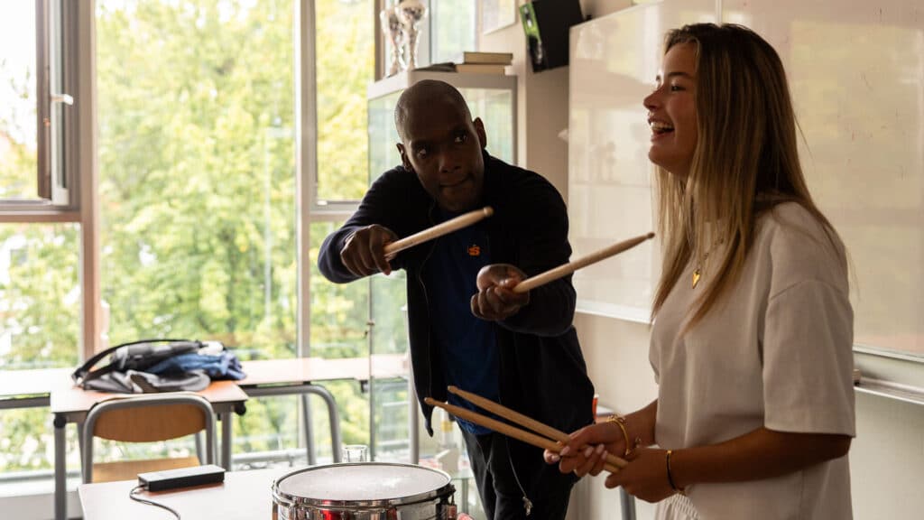 (7) Carribean Drums